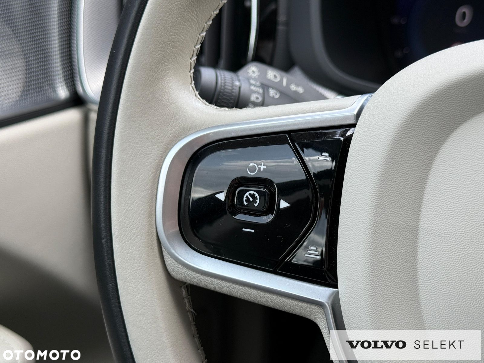 Volvo XC 60 - 22