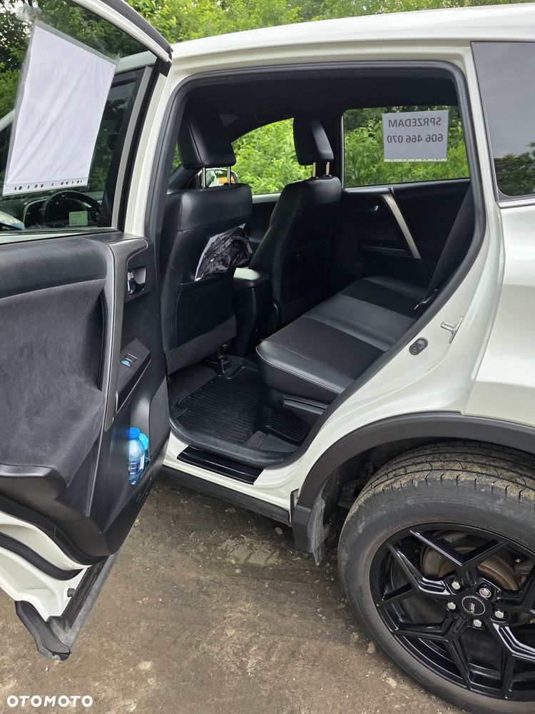 Toyota RAV4 Hybrid Premium 4x2 - 14