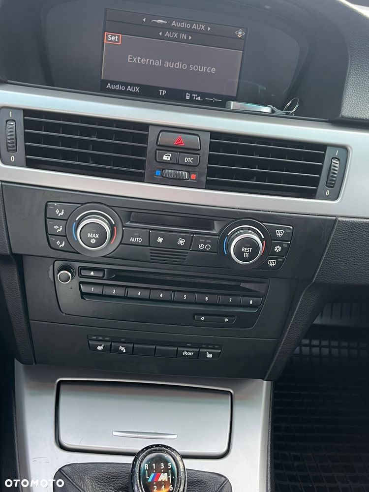 BMW Seria 3 320d - 22