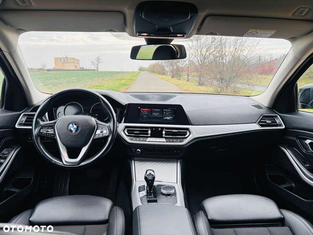 BMW Seria 3 318d - 8