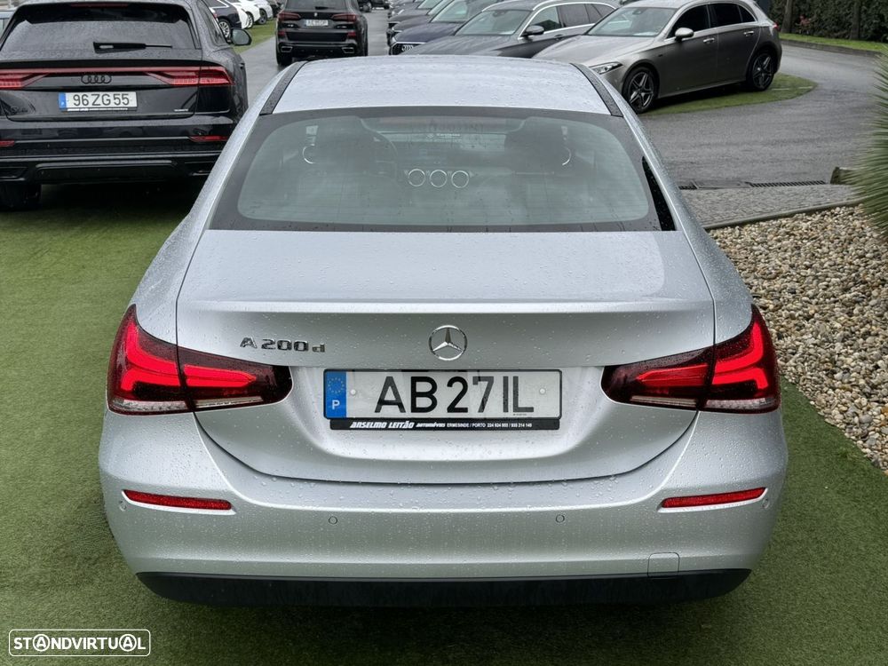 Mercedes-Benz A 200 Limousine d Style Plus Aut. - 11