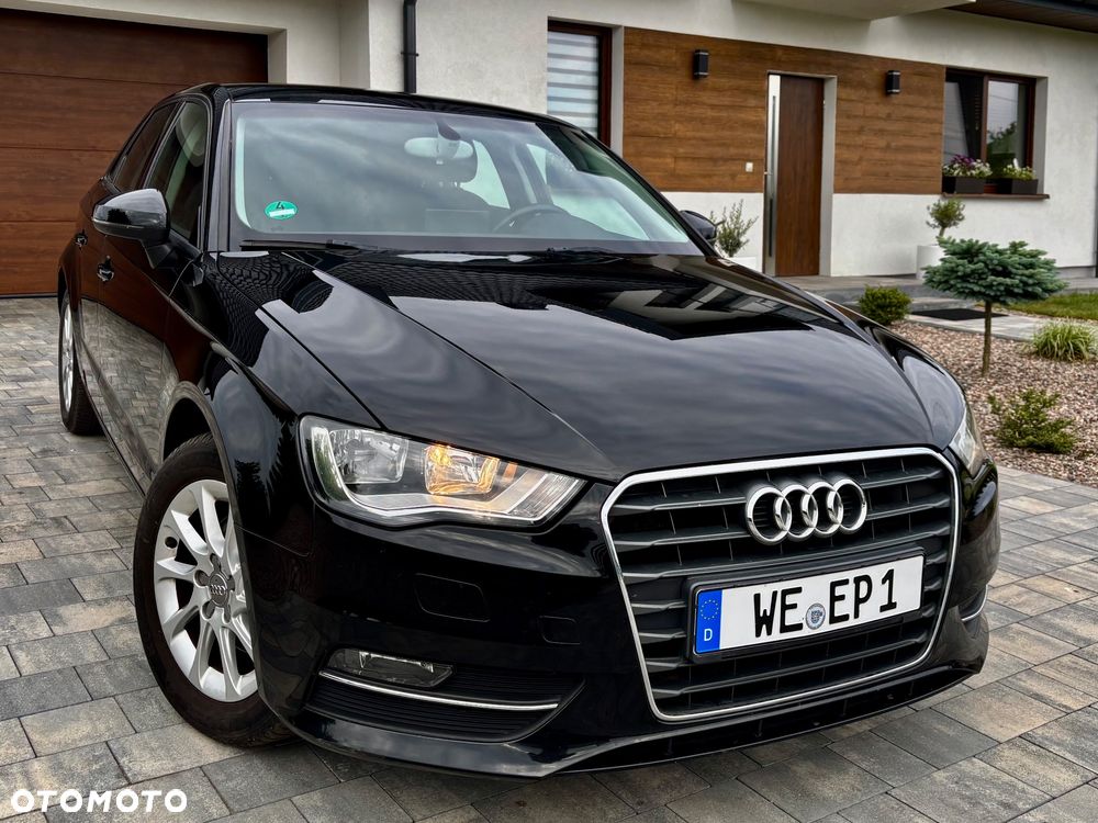 Audi A3 Sportback - 2