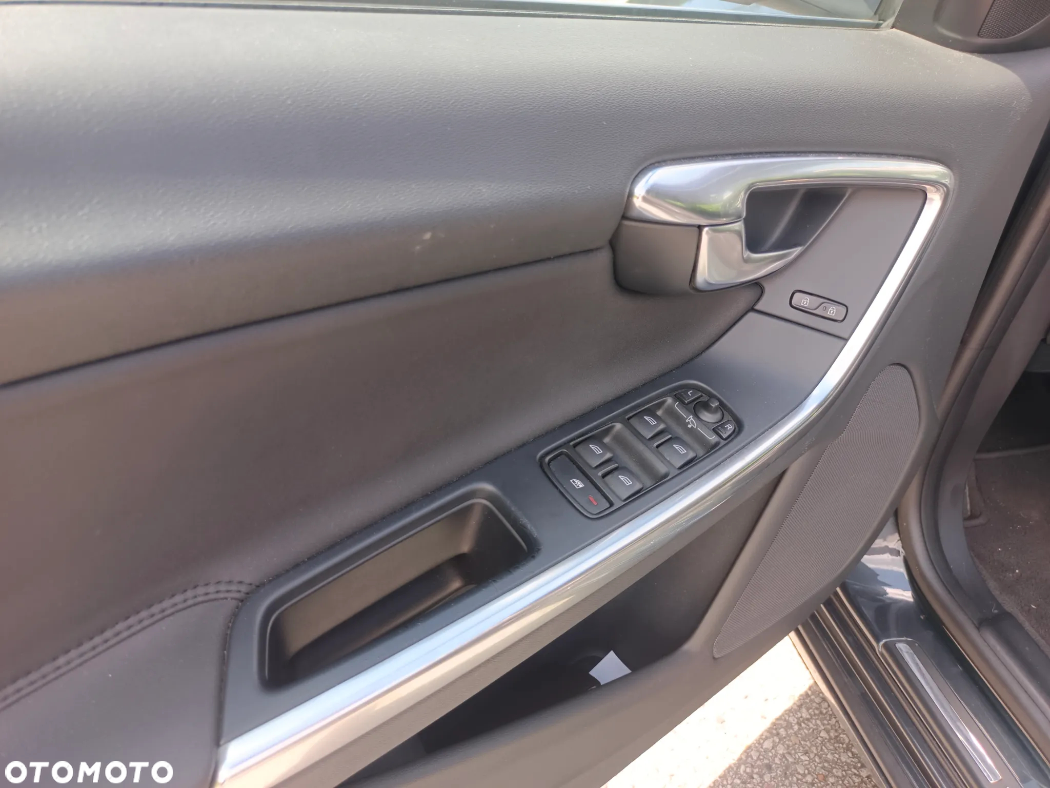 Volvo S60 - 16