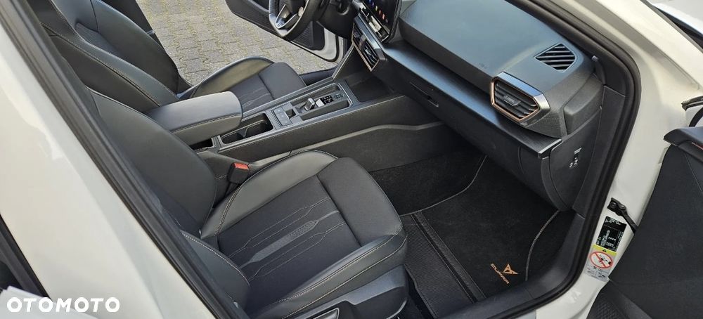 Cupra Leon Sportstourer 2.0 TSI 4Drive VZ Cup DSG - 11