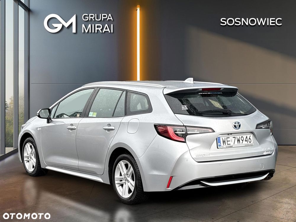 Toyota Corolla 2.0 Hybrid Comfort - 3