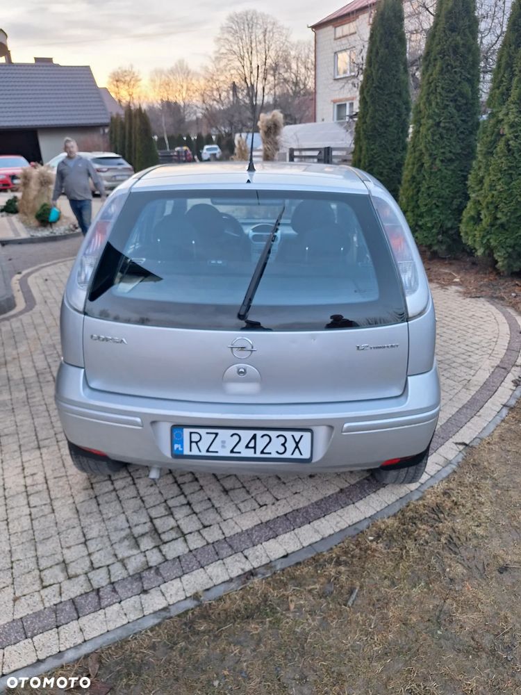 Opel Corsa - 11