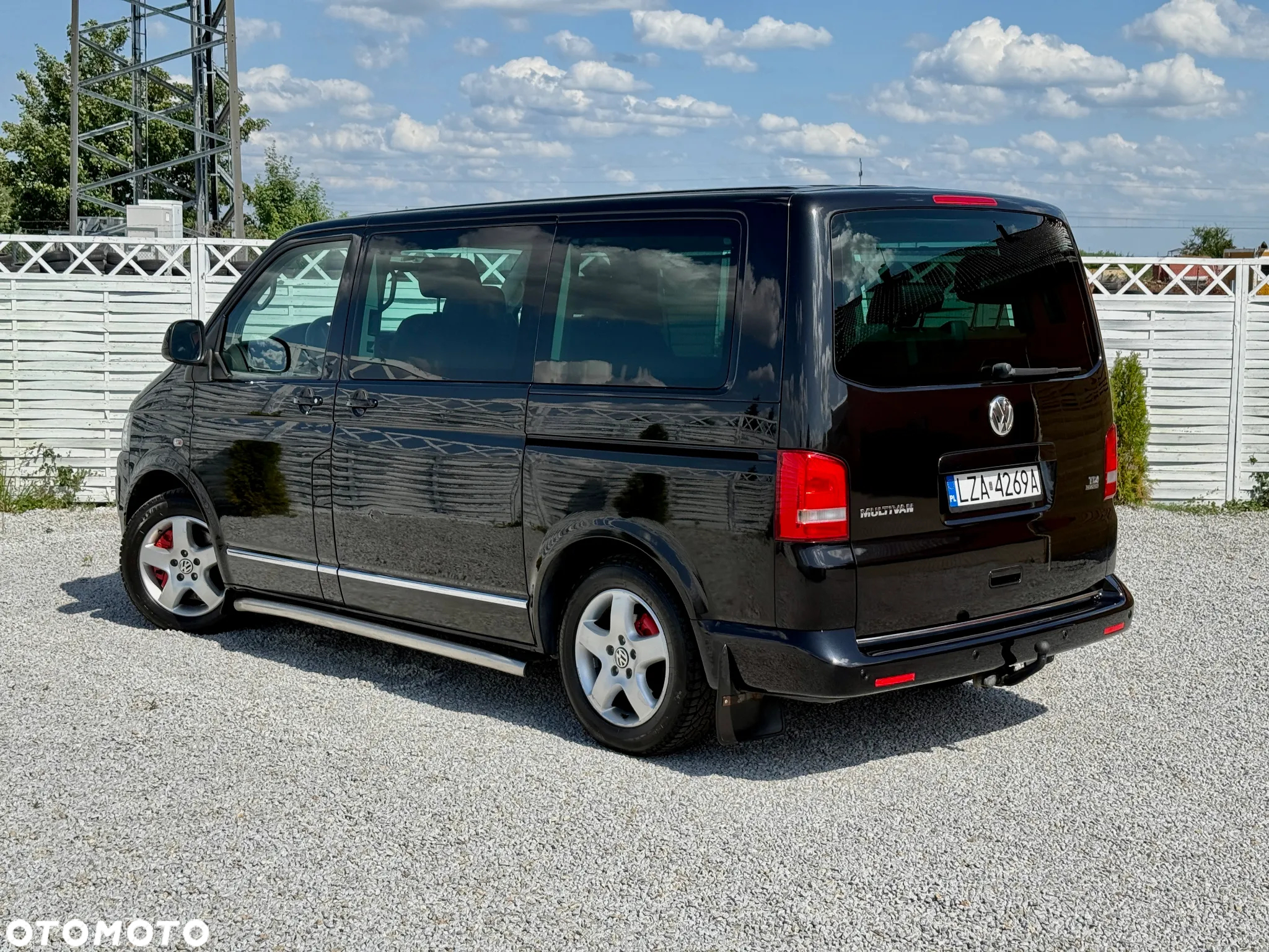 Volkswagen Multivan - 2