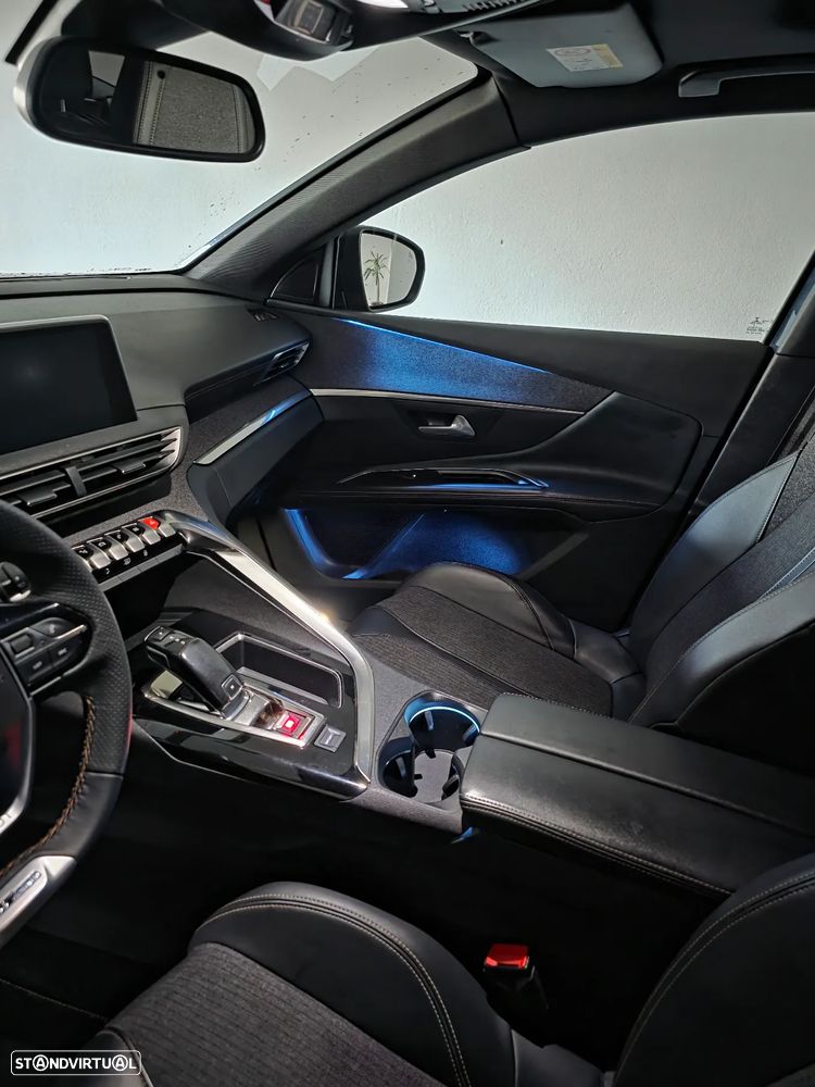 Peugeot 5008 1.5 BlueHDi GT Line J19 EAT8 - 20