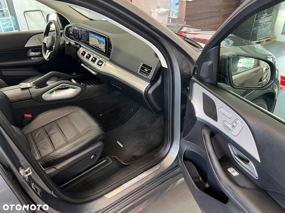 Mercedes-Benz GLE 300 d 4Matic 9G-TRONIC AMG Line - 30