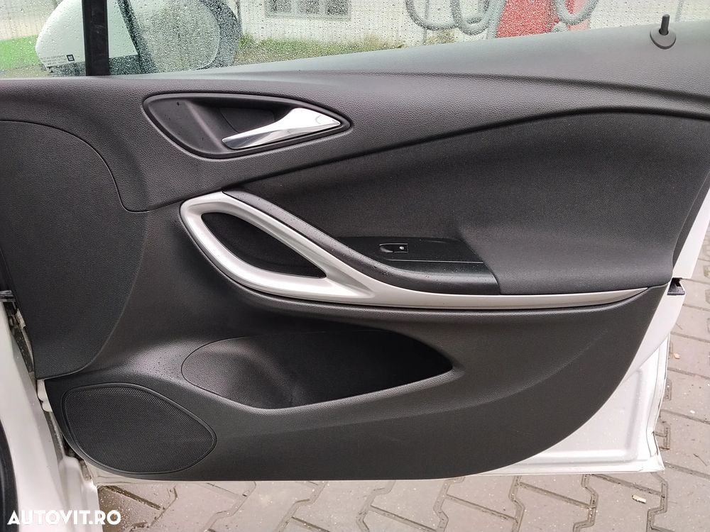 Opel Astra 1.6 D (CDTI) Start/Stop Sports Tourer Edition - 27