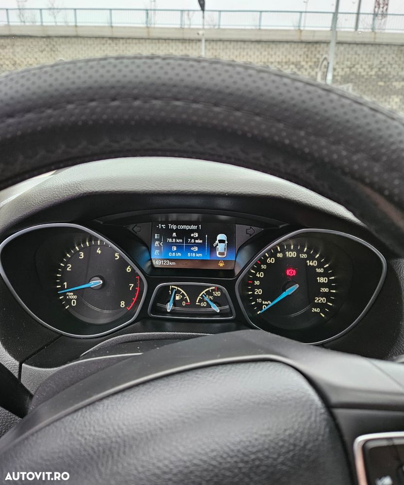 Ford Focus 1.0 EcoBoost Trend - 5