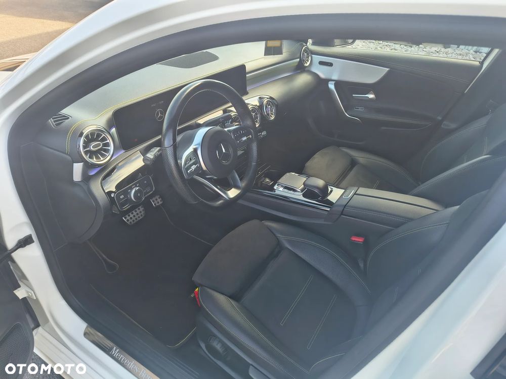 Mercedes-Benz Klasa A 200 AMG Line 7G-DCT - 7