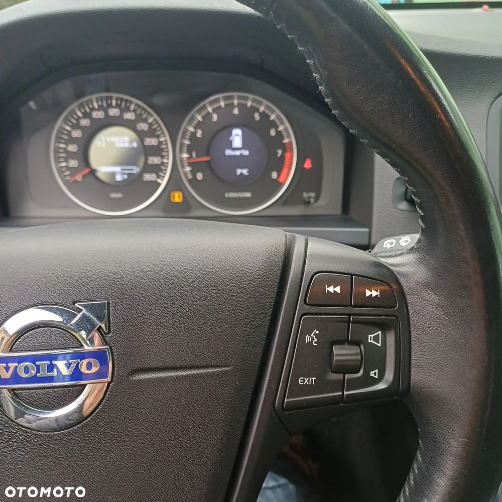 Volvo V60 T3 Kinetic - 4