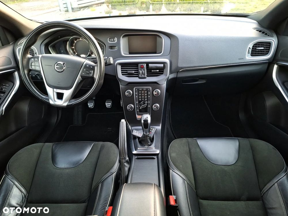 Volvo V40 D3 RDesign - 29