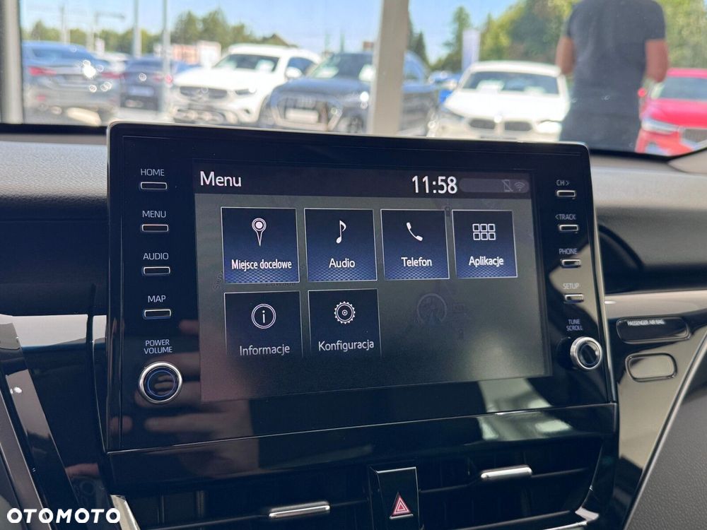 Toyota Camry - 32
