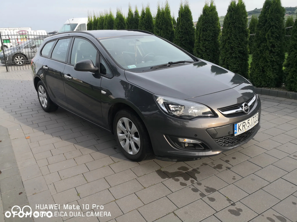Opel Astra IV 1.4 T Essentia