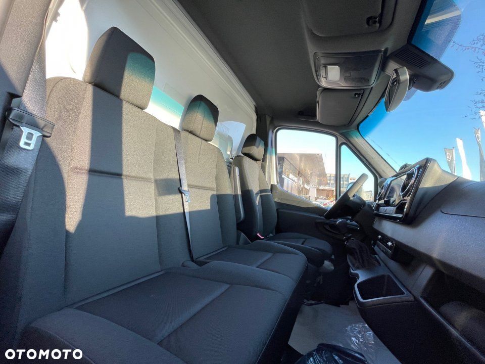 Mercedes-Benz Sprinter - 7