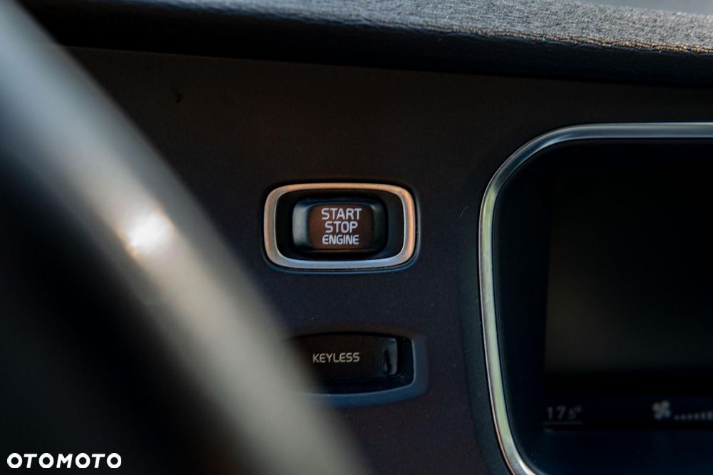 Volvo V40 T4 Powershift Summum - 25