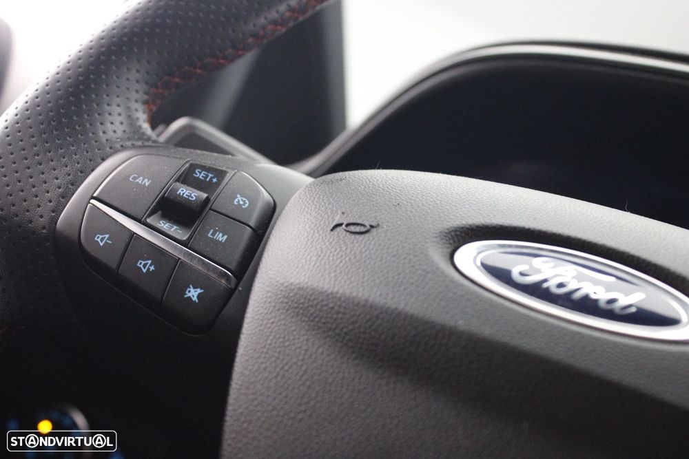 Ford Fiesta 1.0 EcoBoost ST-Line - 11