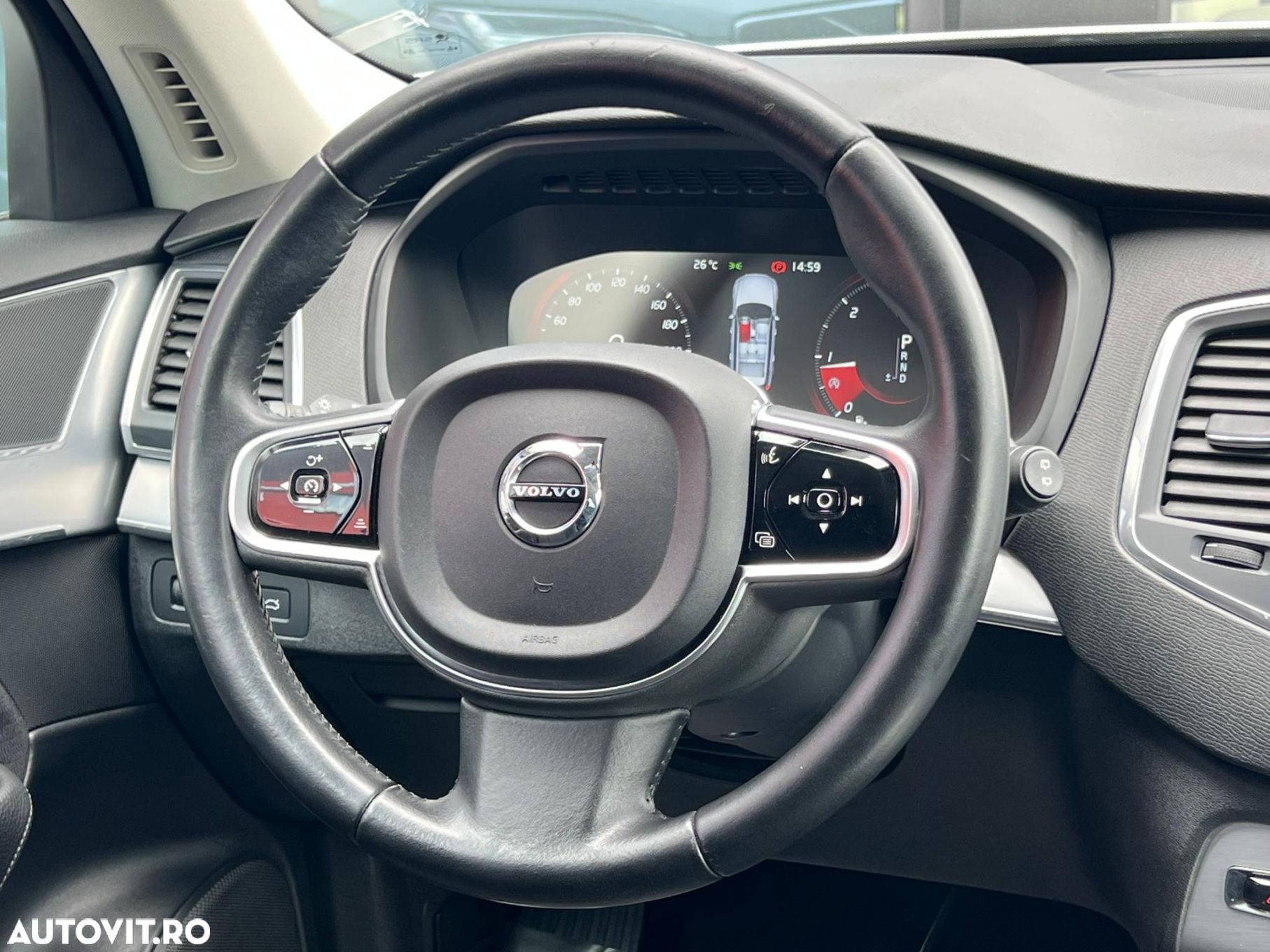 Volvo XC 90 - 8