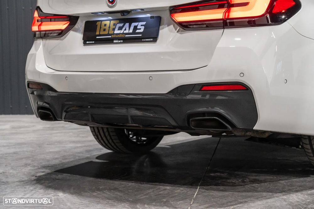 BMW 530 e Pack Desportivo M - 49