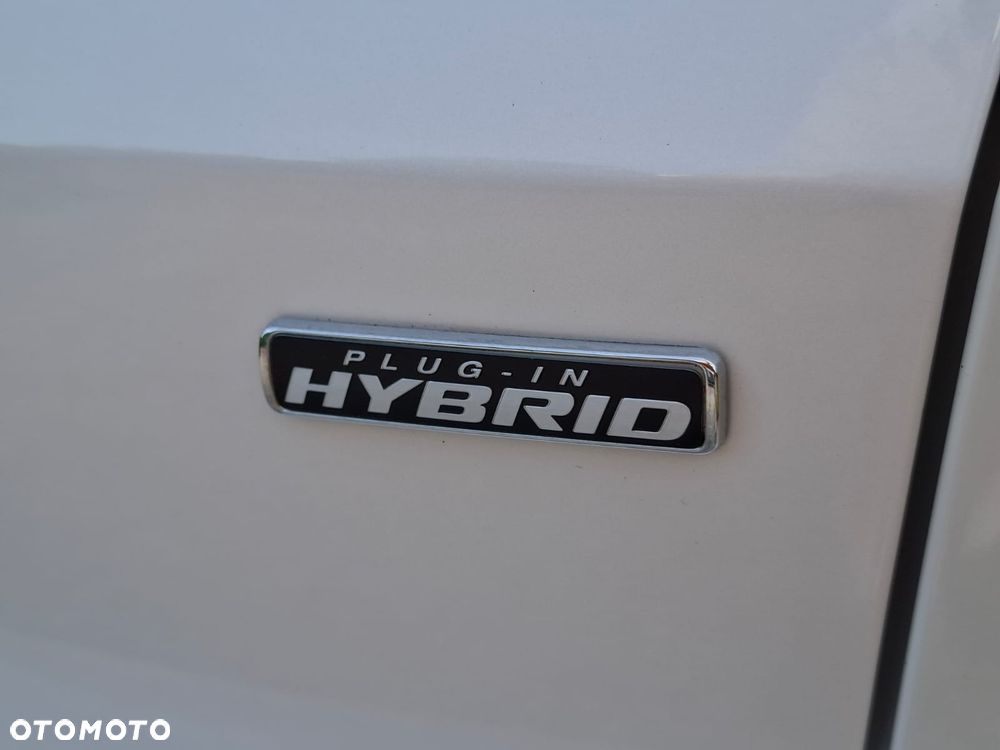 Ford Kuga 2.5P PHEV FWD ST-Line - 19