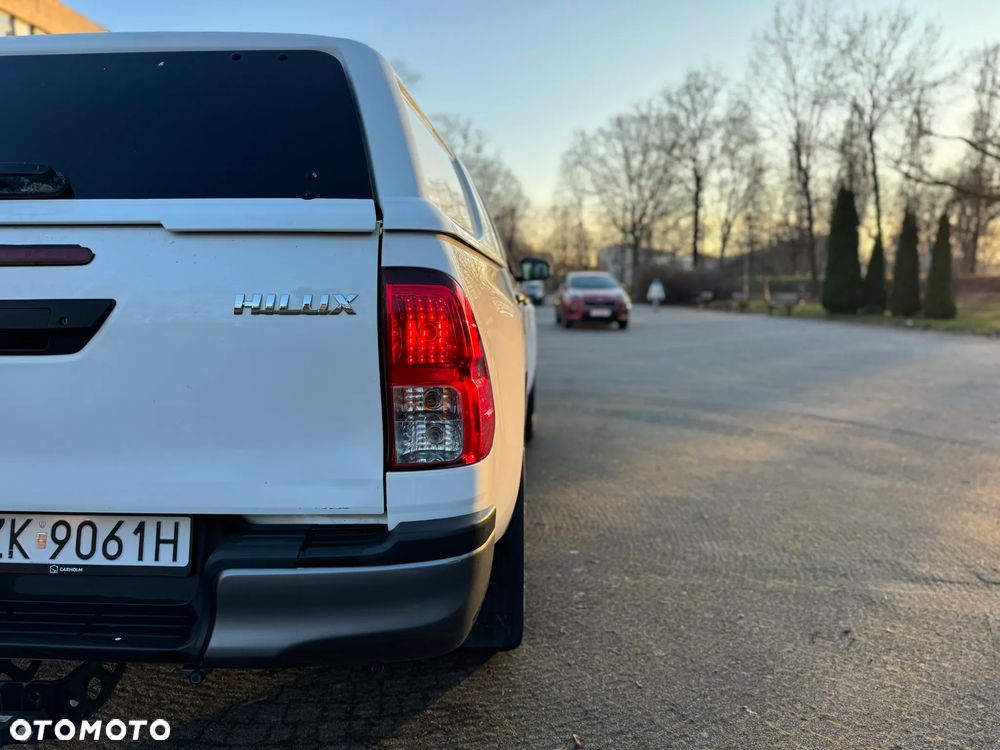 Toyota Hilux 2.4 D-4D Double Cab DLX 4x4 - 30