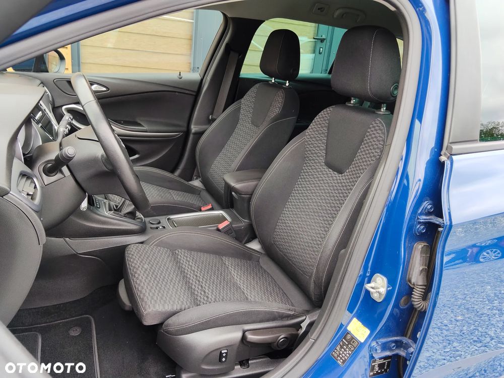 Opel Astra 1.6 D (CDTI) Start/Stop Innovation - 11