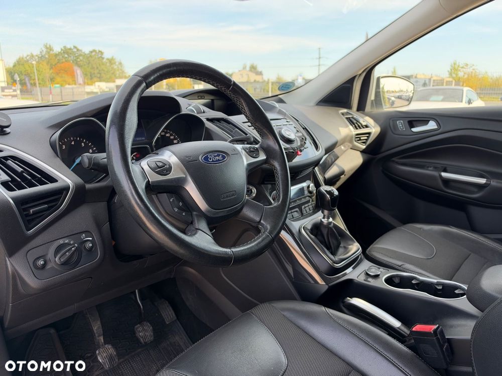Ford Kuga - 11