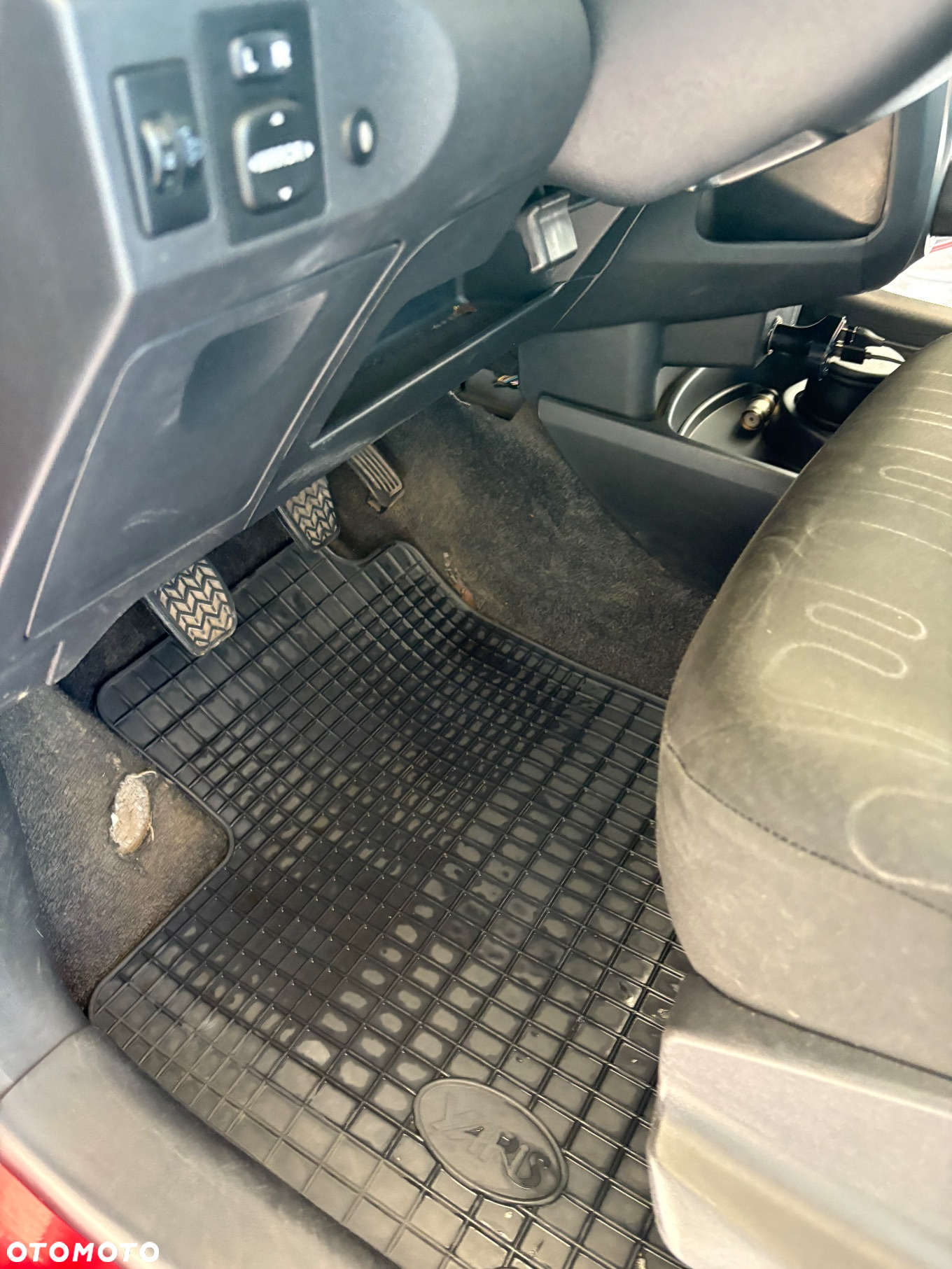 Toyota Yaris - 17