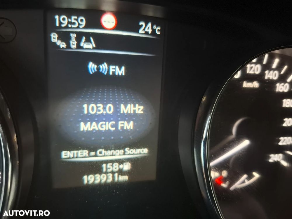Nissan Qashqai 1.5 DCI Start/Stop Tekna - 4