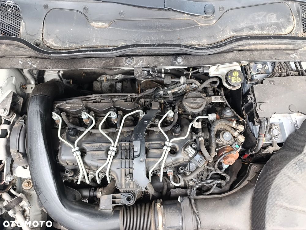 Volvo V40 D3 You - 36