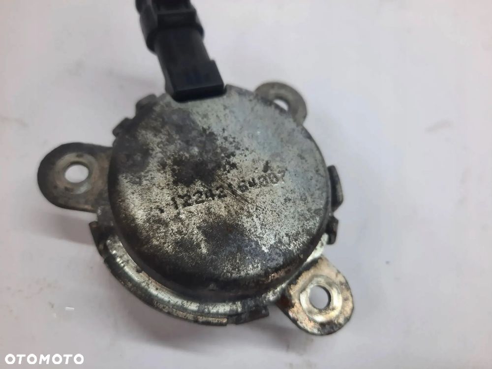 zawór elektromagnetyczny zamiany faz rozrządu Ford fiesta mk7 EcoBoost 1.0 - 5