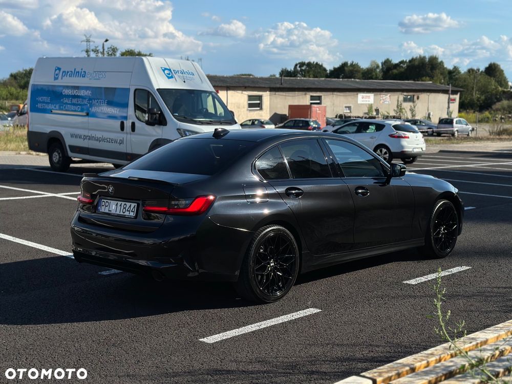 BMW Seria 3 330e Sport Line sport - 1