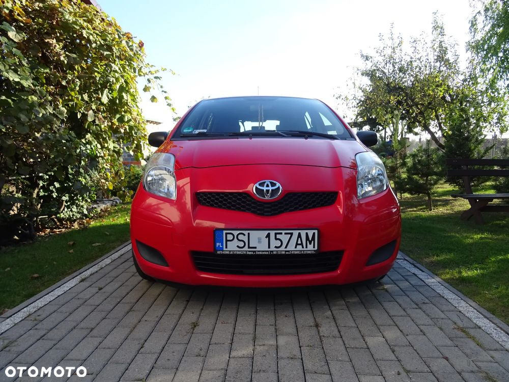 Toyota Yaris - 1