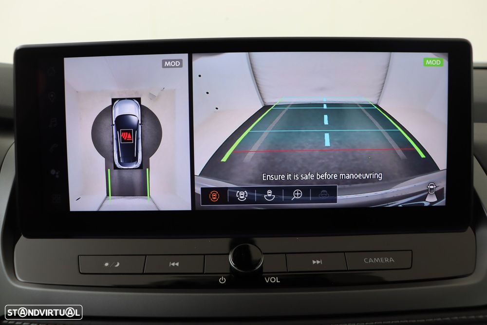 Nissan Qashqai 1.3 DIG-T N-Connecta Xtronic - 26