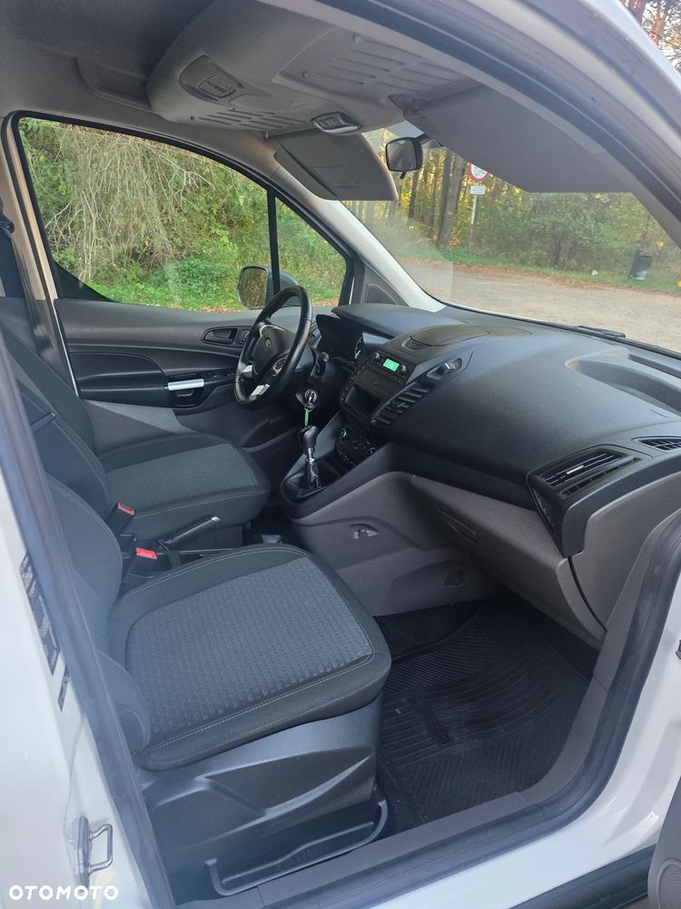 Ford Transit Connect - 15