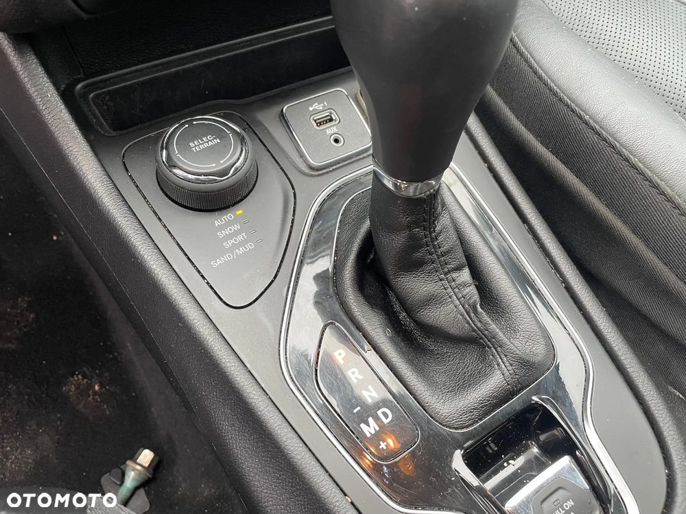 Jeep Cherokee 2.0 GME Active Drive I Limited - 16