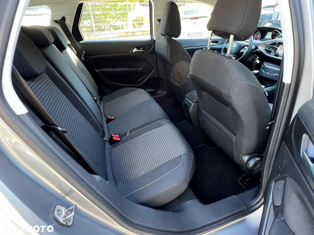 Peugeot 308 PureTech 110 Active Pack - 17