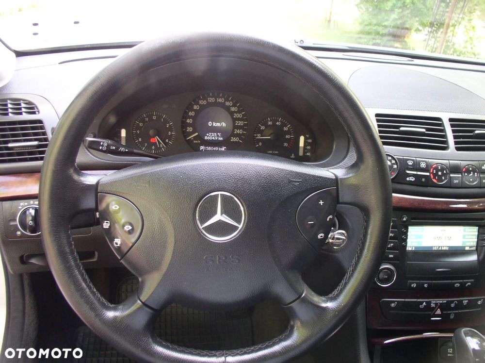 Mercedes-Benz Klasa E 200 Kompressor Automatik Avantgarde - 27