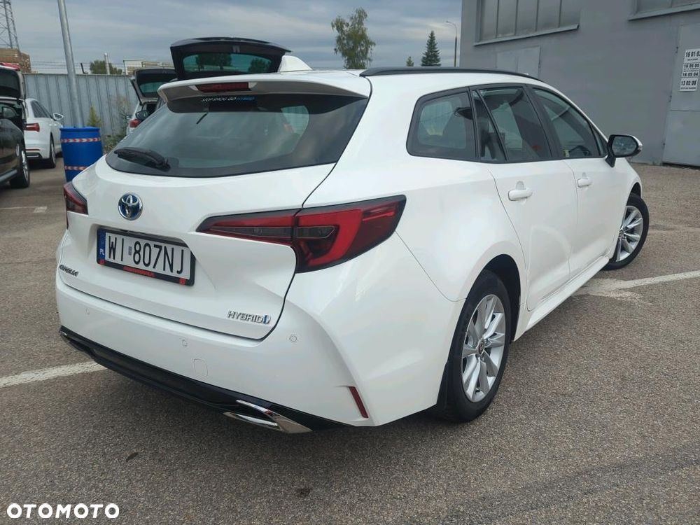 Toyota Corolla 1.8 Hybrid Comfort - 4