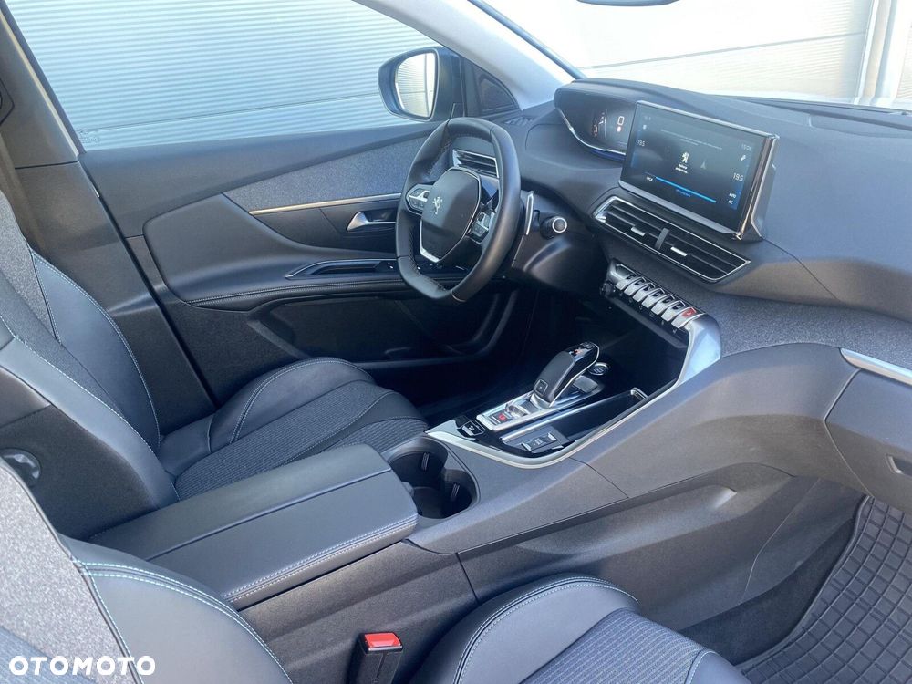Peugeot 3008 - 26