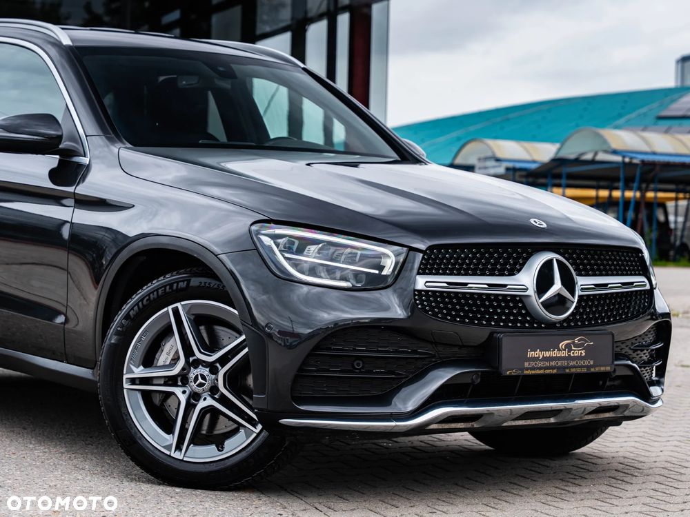 Mercedes-Benz GLC 200 4Matic 9G-TRONIC AMG Line Plus - 10