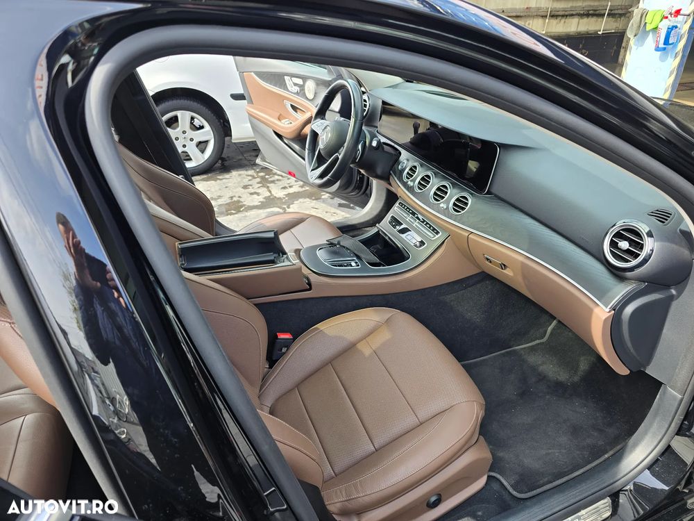 Mercedes-Benz E - 17
