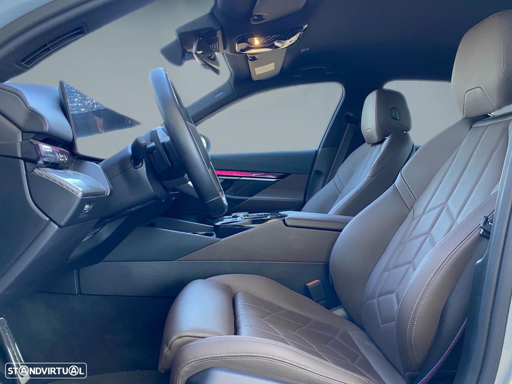 BMW i5 eDrive40 Pack Desportivo M Pro - 3
