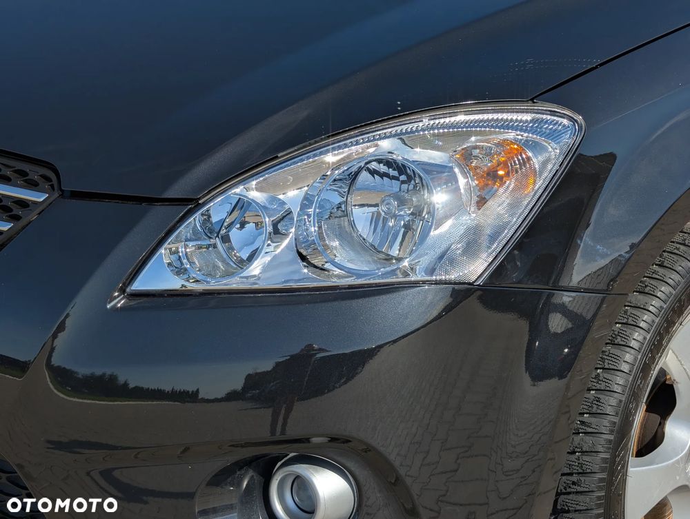 Kia Ceed ver-1-6-silver-x - 10