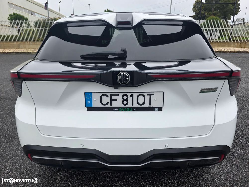 MG MG4 77 kWh Extended Range Luxury - 4