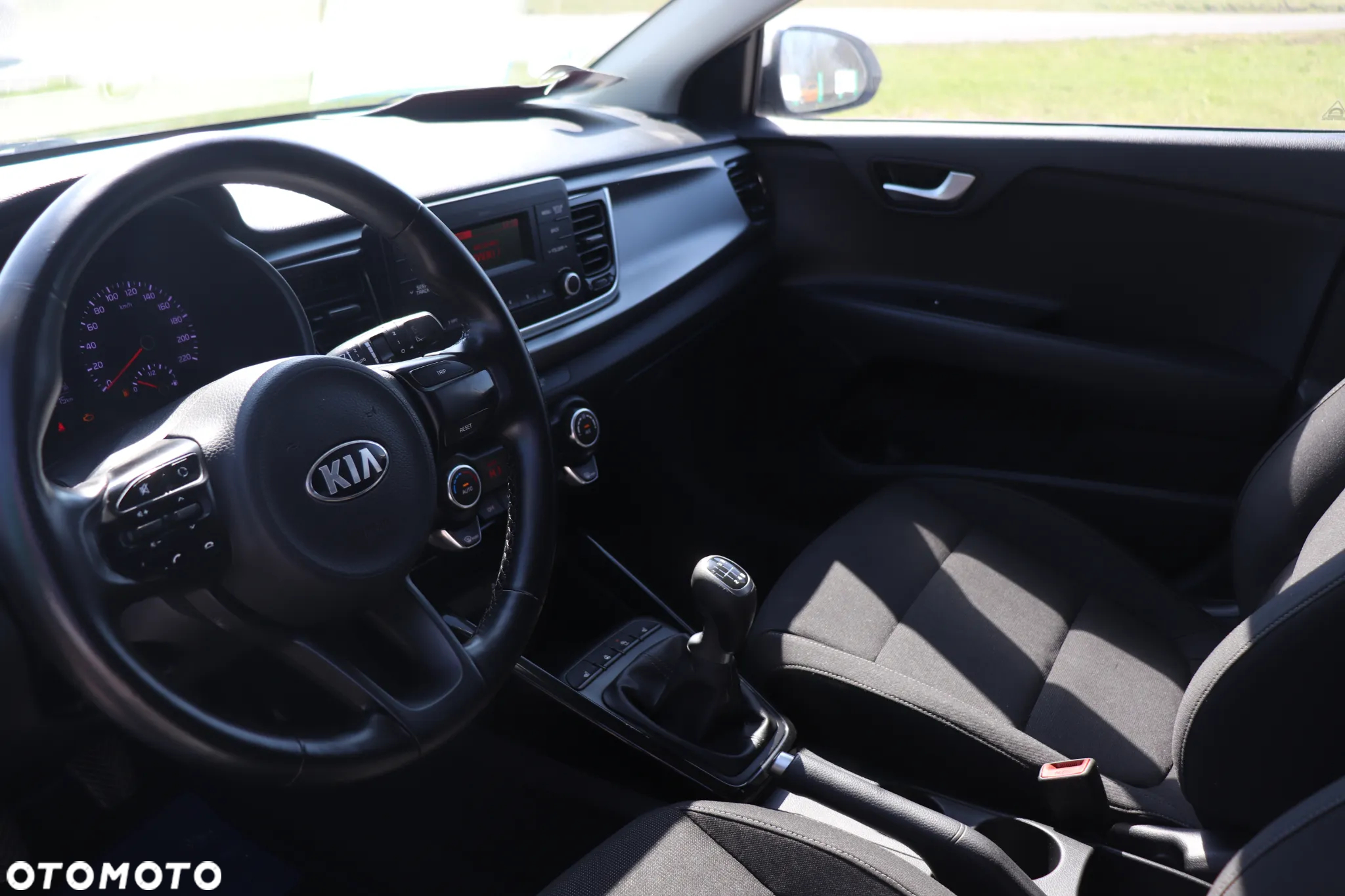 Kia Rio 1.4 CRDi 77 Dream-Team Edition - 26