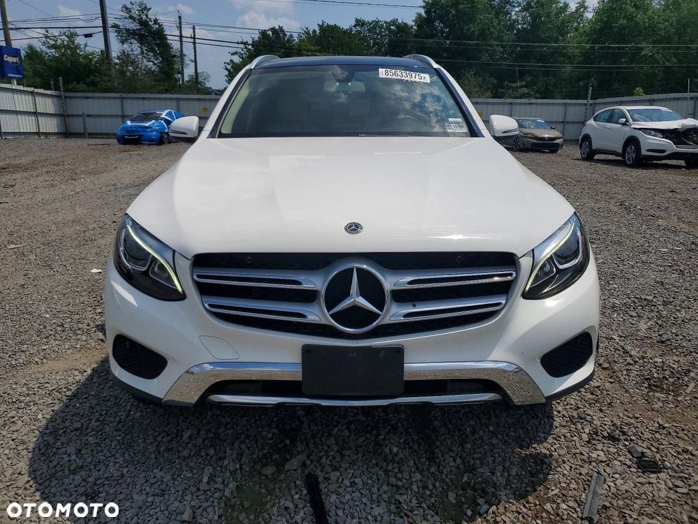 Mercedes-Benz GLC 300 4Matic 9G-TRONIC - 5