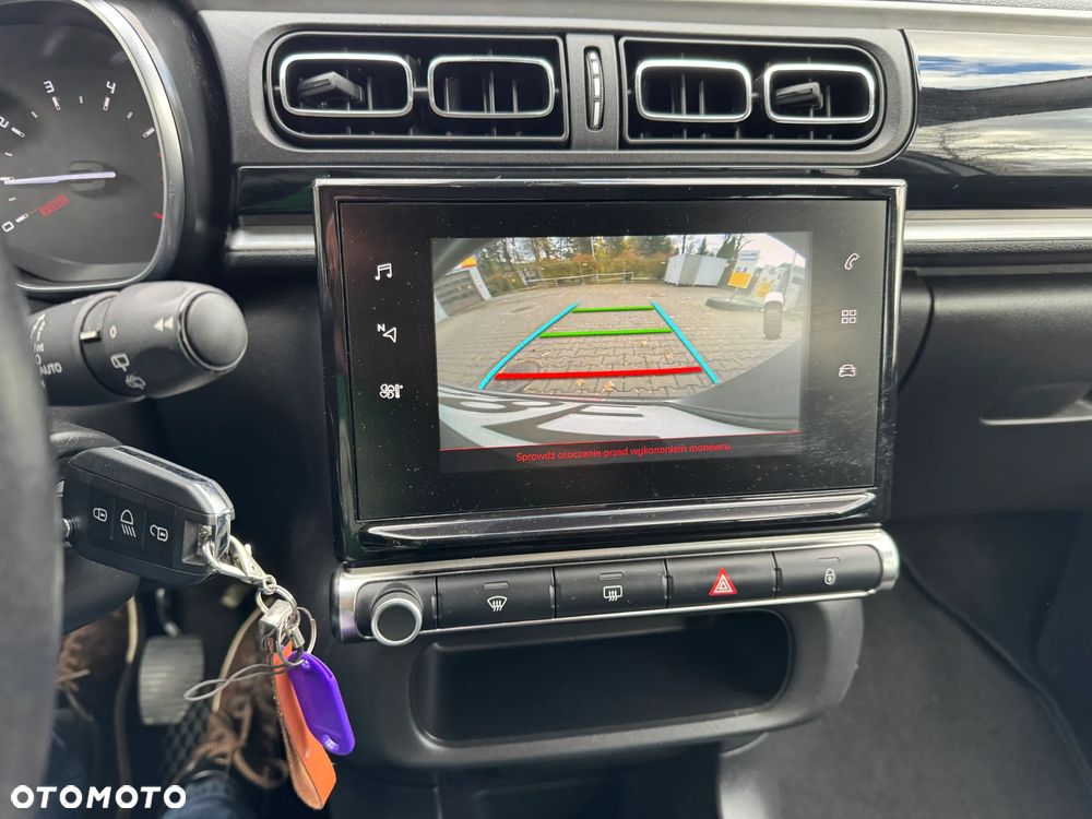 Citroën C3 1.2 PureTech GPF Shine - 16